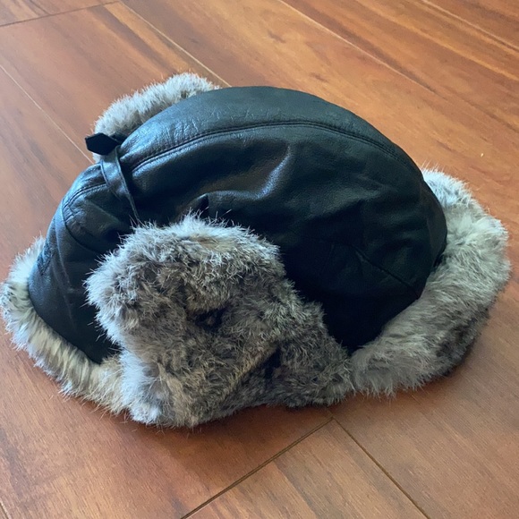Leather rabbit fur Crown cap aviator winter hat. Like new condition. Super warm. - Picture 3 of 9